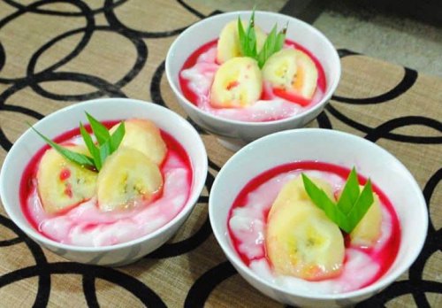 1. Es Pallu Butung, 2. Sirup Markisa, 3. Sarabba, 4. Es Pisang Ijo, 5. Kopi Susu Makassar, 6. Sirup Pisang Ambon, Segarnya 6 Minuman Khas Makassar yang Menggugah Selera Ini