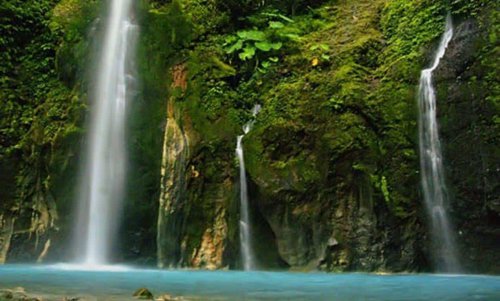 1. Air Terjun Madakaripura, 2. Air Terjun Sipiso-piso, 3. Air Terjun Dua Warna, 4. Air Terjun Ponot, 5. Air Terjun Sigura-gura, 6. Air Terjun Nokan Nayan, 7. Air Terjun Tumpak Sewu, 8. Air Terjun Jarakan, 9. Air Terjun Citambur, 10. Air Terjun Moramo, Inilah 10 Air Terjun Tertinggi yang Eksotis di Indonesia