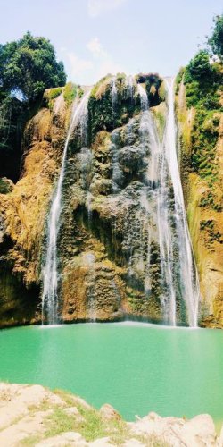 1. Air Terjun Nglirip, 2. Air Terjun Sanggrahan, 3. Air Terjun Bongok, 4. Air Terjun Banyu Langse, 5. Air Terjun Gajahan, 6. Air Terjun Wukirharjo, 7. Air Terjun Kedung Bonjor, Top 7+ Air Terjun di Tuban yang Bikin Lupa Panasnya Jalur Pantura