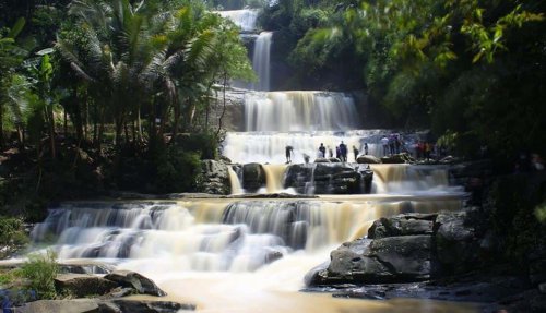 Top 10+ Air Terjun di Jawa Tengah yang Wajib Kamu Kunjungi