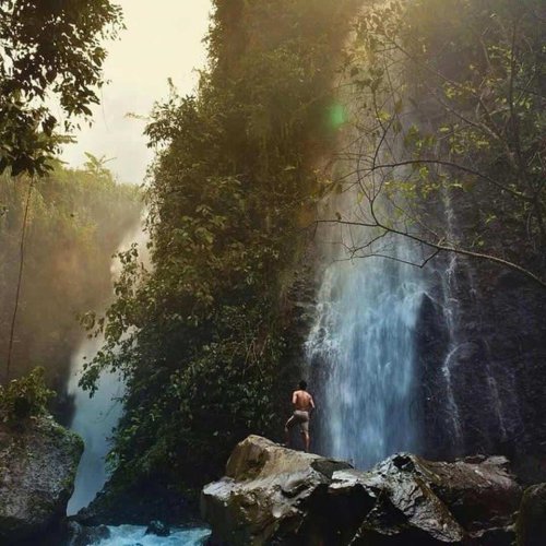 1. Air Terjun Tedunan, 2. Kedung Perahu, 3. Bukit Pandang Ki Santamulya, 4. Goa Wareh, 5. Hutan Pinus Gunungsari, 6. Hutan Kota Kalidoro, 7. Puncak Arga Pesona, 8. Air Terjun Lorodan Semar, 9. Goa Pancur, 10. Desa Wisata Jrahi, Inilah 10 Tempat Wisata Seru di Pati yang Mesti Dikunjungi