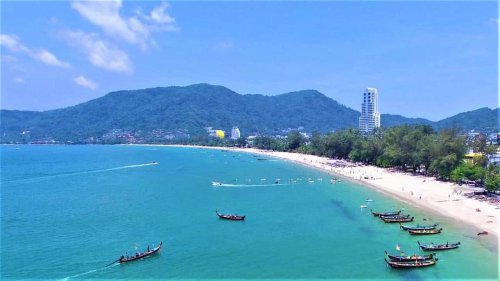 1. Pantai Patong, Phuket, 2. Thong Nai Pan Noi, Koh Phangan, 3. Pantai Railay, 4. Long Beach, Koh Lanta, 5. Pantai Lamai, Koh Samui, 6. Pantai Nai Harn, Phuket, 7. Kata Beach, Phuket, 9. Teluk Maya, Koh Phi Phi, 9. Pantai Hua Hin, Hua Hin, 10. Pantai Sairee, Koh Tao, Top 10+ Pantai di Thailand yang Terkenal di Kalangan Wisatawan