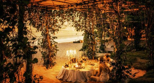 Bawa Pasanganmu ke 10 Tempat Dinner Romantis di Bali Ini!