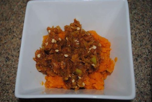 1. Ai Manas, 2. Pastel de nata, 3. Tapai, 4. Feijoada, 5. Ikan Saboko, 6. Batar Daan, 7. Bibinka, 8. Akar, 9. Roti Pa&rsquo;un, 10. Koto, 11. Carna Assada, Top 11+ Makanan Khas Timur Leste yang Bikin Kamu Penasaran