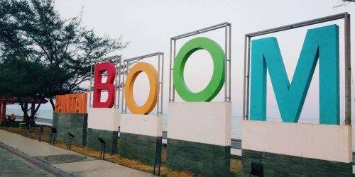 1. Pantai Boom, 2. Pantai Remen, 3. Pantai Kelapa Panyuran, 4. Pantai Sowan, 5. Pantai Cemara, 6. Pantai Surindah, 7. Pantai Rahasia, 8. Pantai Awar-Awar, 9. Pantai Perbatasan, Liburan Lewat Pantai Utara, Mampir ke 9 Pantai di Tuban Ini!