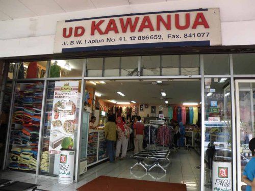 Top 10+ Rekomendasi Toko Oleh-Oleh di Manado yang Super Lengkap