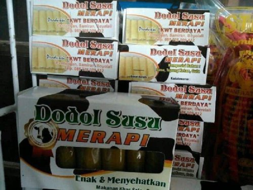 1. Dodol Susu, 2. Keju Meneer, 3. Tahu Susu, 4. Keripik Lele, 5. Keripik Ceker, 6. Dendeng Sapi, 7. Marning, 8. Rambak, 9. Petis Sapi, 10. Abon Sapi, Inilah 10 Oleh-Oleh Khas Boyolali yang Enak dan Unik