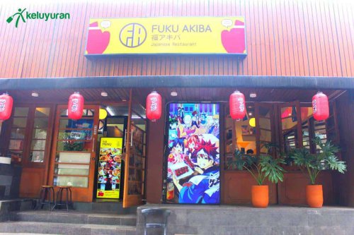 Makan Enak Sambil Ngobrolin Anime Jepang di Fuku Akiba