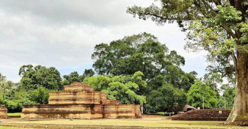 1. Candi Tinggi, 2. Candi Gumpung, 3. Candi Kedaton, 4. Candi Telago Rajo, 5. Candi Kembar Batu, 6. Candi Astano, 7. Candi Koto Mahligai, 8. Candi Gedong I, 9. Candi Gedong II, Inilah 9 Candi yang Wajib untuk Dikunjungi di jambi