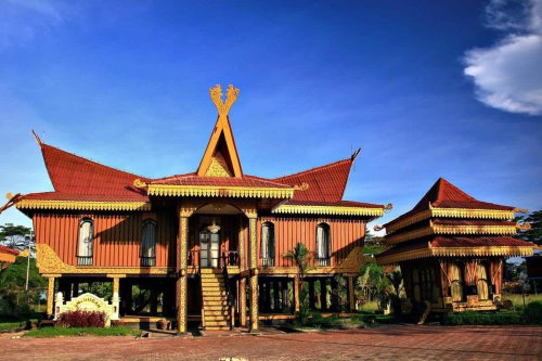 Inilah 6 Rumah Adat Kepulauan Riau yang Sangat Ikonik