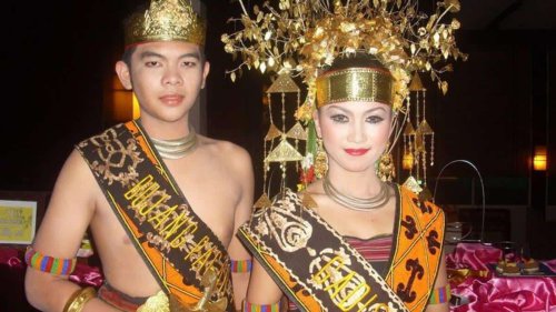 Top 6+ Pakaian Adat Sumatera Selatan dengan Desain Menawan