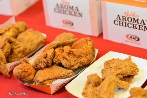 1. Golden Aroma Chicken, 2. Mozza Burger, 3. Mango Chicken Pocket, 4. Curly Fries, 5. Mushroom Chicken &amp; Steak, 6. Blackpepper Mixbowl Chicken, 7. Deluxe Burger, 8. Mountain Sundae, 9. Waffle Ice Cream, 10. Root Beer, Inilah 10 Menu A&amp;W yang Paling Enak dan Wajib Dicoba