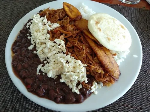 Top 10+ Makanan Khas Venezuela yang Memiliki Beragam Rasa
