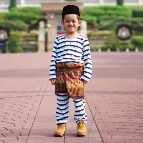 Inilah Macam-Macam Pakaian Adat Riau dan Ciri Khasnya