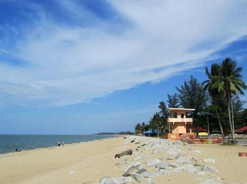 Top 7+ Rekomendasi Pantai di Kendal yang Menarik untuk Berlibur