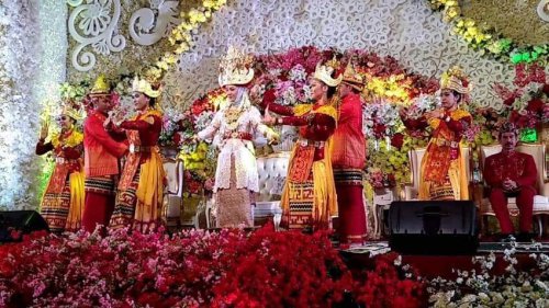 Top 9+ Tarian Adat Unik yang Berasal dari Daerah Lampung