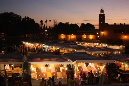 1. Medina of Marrakesh, 2. Chefchaouen Medina, 3. Kota Bersejarah Meknes, 4. Hassan Tower, 5. Kasbah de Oudaias, 6. Chellah, 7. Istana El Badi, 8. Situs Arkeologi Volubilis, 9. Benteng Ait Ben Hadou, 10. Fez Medina, Top 10+ Tempat Bersejarah di Maroko yang Menarik untuk Dikunjungi