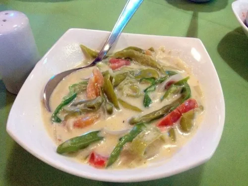 Top 10+ Makanan Khas Bhutan yang Menantang Para Pencinta Pedas