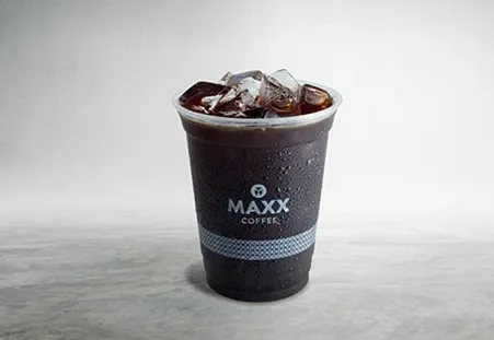 1. Cold Brew Black, 2. Iced Americano, 3. Latte Fredo, 4. Caffee Latte, 5. Signature Mocha Frappe, 6. Hanami Latte, 1. Lush Pink Dragon Fruit, 2. Sparkling Rose Tea, 3. Green Tea Latte, 4. Brew Hibiscus Tea, 5. Cookies &amp; Cream Frappe, Top 11+ Menu Pilihan Maxx Coffee, Cita Rasa Kopi Lokal Premium