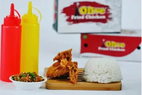 1. Nasi Sayap, 2. Nasi Paha Bawah, 3. Nasi Dada, 4. Paket Nasi Teh Sosro/Frestea, 5. Paket Nasi Es Teh, 6. Burger, 7. Steak, 8. Spaghetti, 9. French Fries , Ini Dia Menu-Menu Lezat di Olive Chicken, Fried Chicken khas Jogja