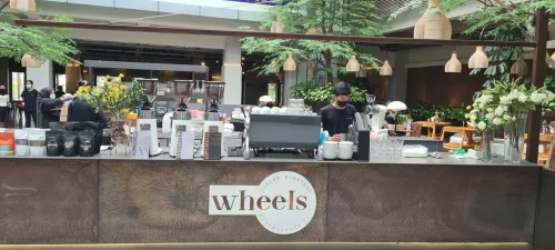 The Vibes?, Ruangan, Menu di Wheels Coffee Roaster, It is Not or Worth It?, Service?, Akademi Barista Wheels Coffee Roaster, Wheels Coffee Roaster, Tempat Nongkrong Super Asyik dan Ramah Kantong