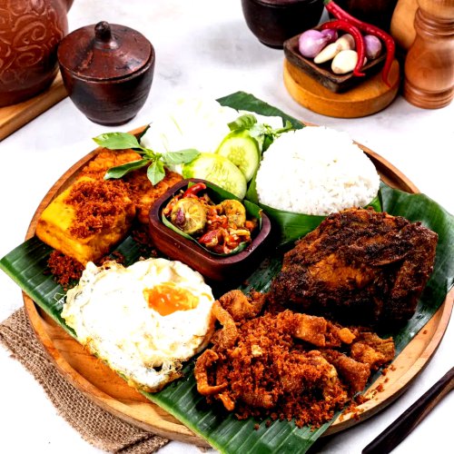 Top 7+ Nasi Uduk di Bekasi yang Paling Gurih
