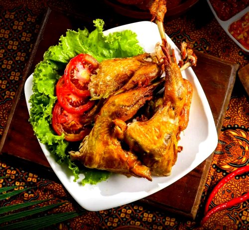 Top 10+ Rekomendasi Ayam Goreng di Purwokerto yang Enak Banget