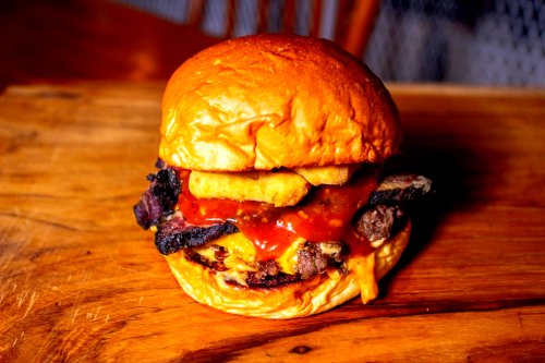 Top 10+ Burger Halal Bandung Paling Enak