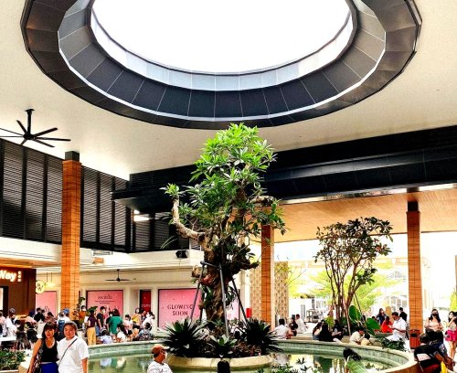 By The Sea PIK, Mall Baru Vibes Luar Negeri
