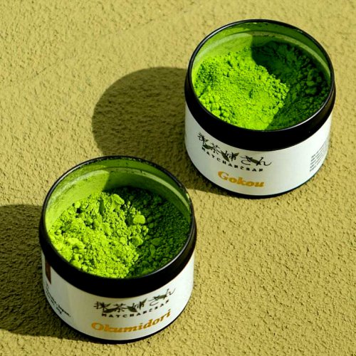 1. Hakon, 2. Matcha Addict, 3. Momo Matcha, 4. Matchamu, 5. Heed, 6. Heizl Tea, 7. Chontea, 8. Matchan Esan, 9. Sadou Seicha, 10. Matcha Bali, Top 10+ Best Ceremonial Matcha Powder untuk Rasa yang Autentik