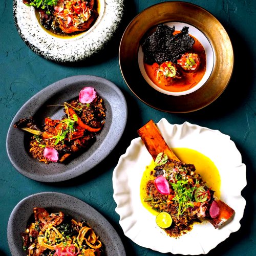 1. Relish Bistro, 2. Silk Bistro, 3. Penang Bistro, 4. Ya Udah Bistro, 5. GIOI Asian Bistro Menteng, 6. SEMAJA, 7. Sagoo Kitchen, 8. KAUM Jakarta, 9. ASA Jakarta, 10. Maple &amp; Oak, Top 10+ Resto dan Bistro di Menteng Gaya Old Money