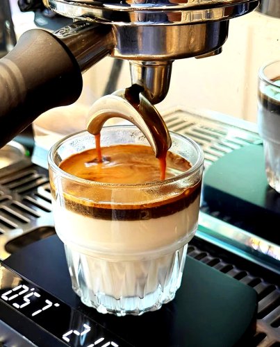 Top 10+ Dirty Latte Jakarta yang Bikin Melek