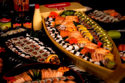 1. Momo Paradise, 2. Sukiyaki Rin, 3. Secret Sushi by Okinawa Sushi, 4. Sushi Maru, 5. Shu Guo Yin Xiang, 6. Saemaeul Korean BBQ, 7. Magal Korean BBQ, 8. Vegan Cafe, 9. Yao Hotpot, 10. Umaqita PIK, Top 10+ Restoran All You Can Eat di PIK yang Bikin Perut Happy