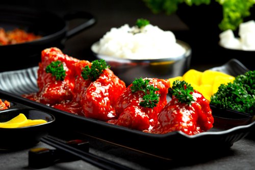1. SABA Korean Dining, 2. Hankki Korean Resto, 3. Chadol Gujeolpan, 4. Born Ga, 5. Magal Yogyakarta, 6. Sarangeui Oppa, 7. Oharang Korean BBQ, 8. Ebiga Jjamppong, 9. Han Guksu, 10. Mama Kimchi, Top 10+ Restoran Korea di Jogja yang Menarik Dicoba