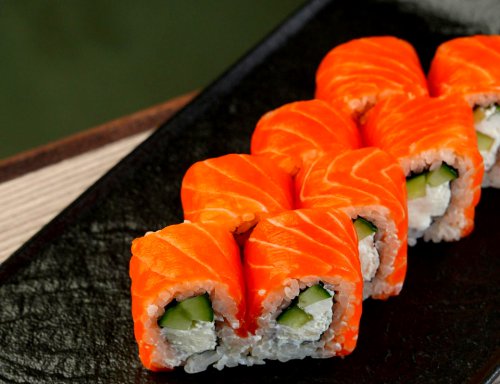 Salmon dan Kuliner Jepang, &ldquo;Project Japan&rdquo; Mempopulerkan Salmon Sushi dan Sashimi, Keunggulan Salmon Atlantik Norwegia, Salmon Makin Mendunia, Sejarah Salmon Sushi di Jepang. Ada Peran Besar Norwegia di Dalamnya