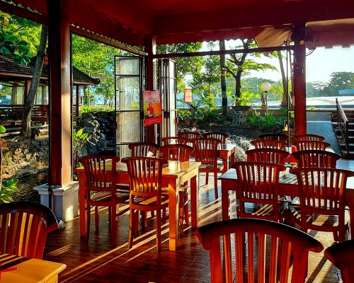 Top 10+ Restoran Keluarga di Solo, Enak dan Harga Bersahabat