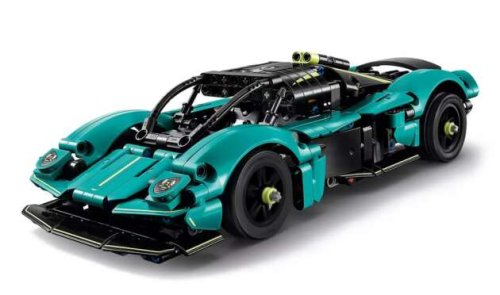 Lego Technic 42208 Aston Martin Valkyrie &ndash; functional gullwing doors, detailed V12 engine, 707 pieces