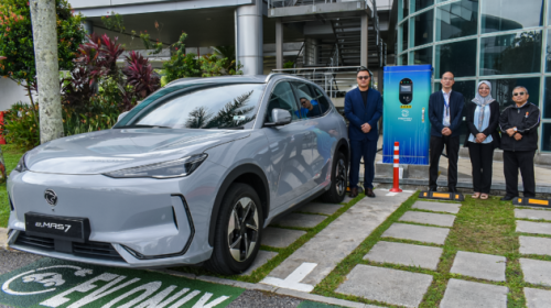 Proton opens self-operated 120 kW DC EV fast charger in Tanjong Malim &ndash; RM0.40 per kWh until Oct 31