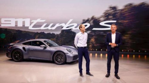 2026 Porsche 911 Turbo S &ndash; 992.2 range topper is most powerful 911 ever; 711 PS, 800 Nm T-Hybrid; 0-100 2.5s