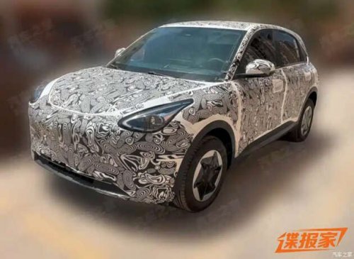 2027 Geely Xingyuan/EX2 spied &ndash; new wheels, column shifter; more range for Proton eMas 5 twin?