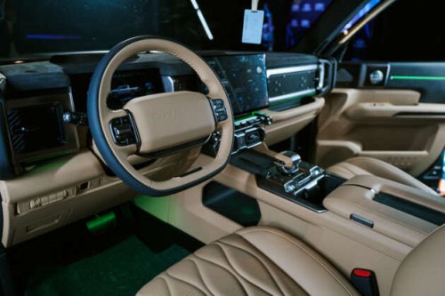 Chery KP31 &ndash; interior of diesel PHEV pick-up revealed